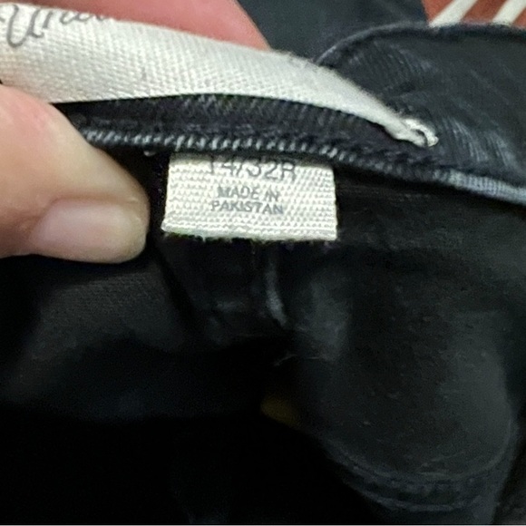 Universal threads black denim shorts - Picture 4 of 9